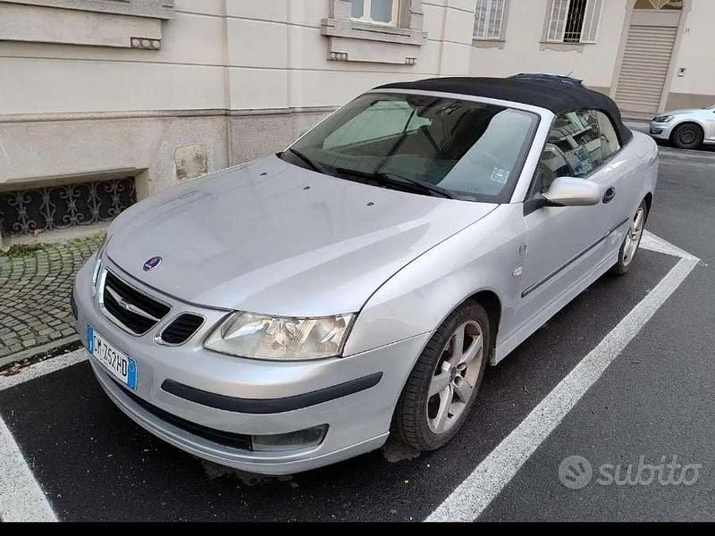 Begagnad Saab 9-3 Cabriolet Vector 175 HK (128 kW) 2004 Silver Cab