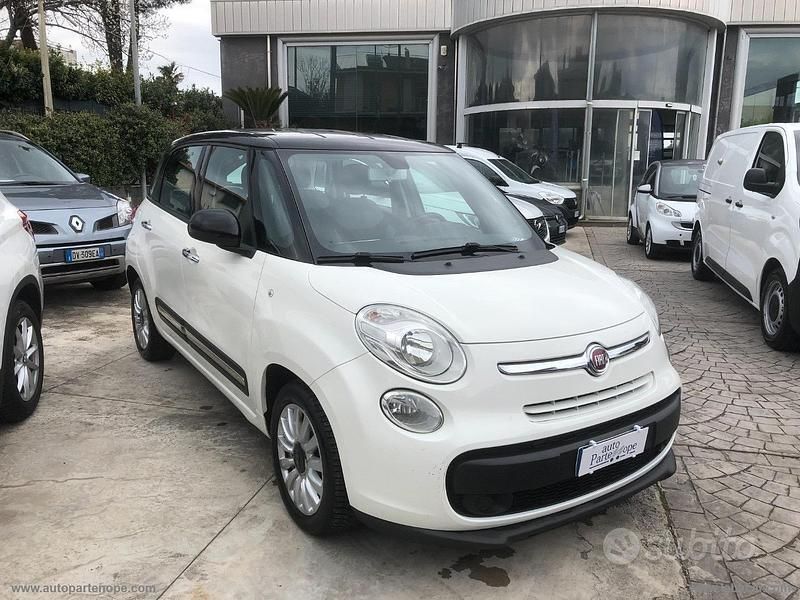 Usata Fiat 500L Lounge 85 CV (62 kW) 2015 Bianco Monovolume