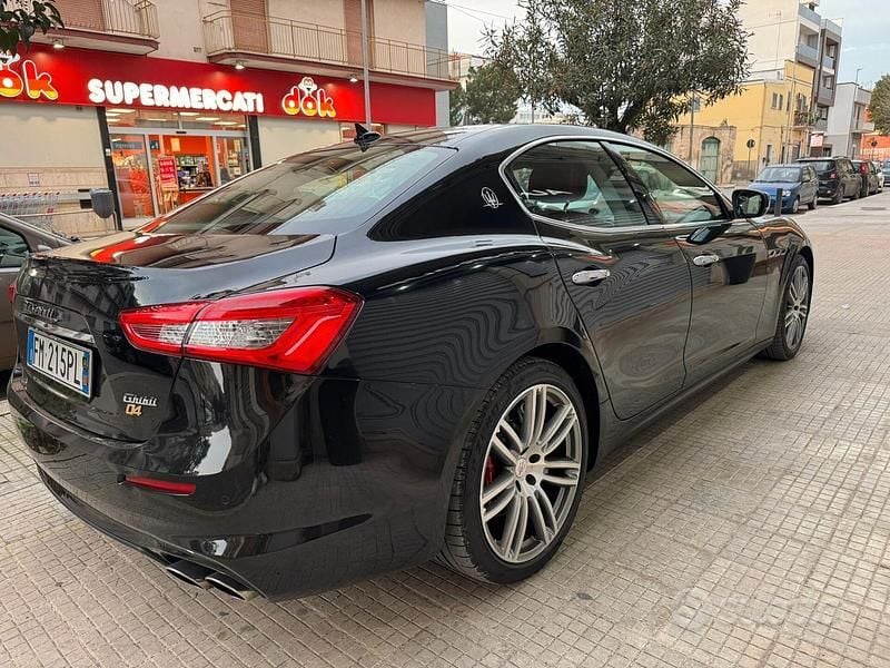 Usata Maserati Ghibli 250 CV (183 kW) 2018 Nero Berlina
