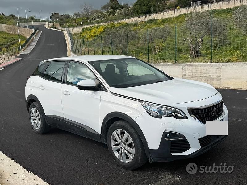 Usata Peugeot 3008 2018 SUV