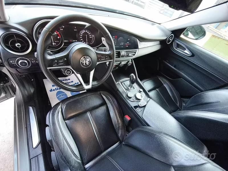 Usata Alfa Romeo Giulia 2020 Grigio Berlina