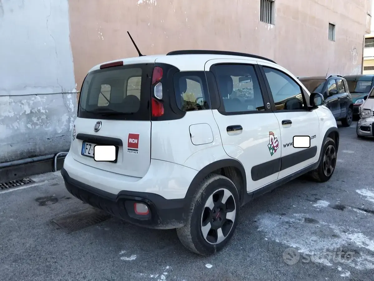 Usata Fiat Panda Cross Cross 69 CV (50 kW) 2020 Bianco Utilitaria