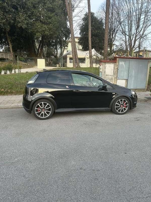 Usata 2008 Abarth Grande Punto Due volumi | 9500 € (Buon prezzo) - Immagine 1/4