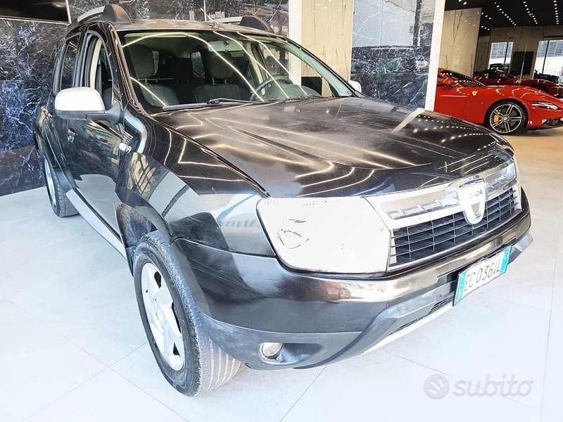 Usata Dacia Duster Lauréate 110 CV (80 kW) 2010 Nero SUV