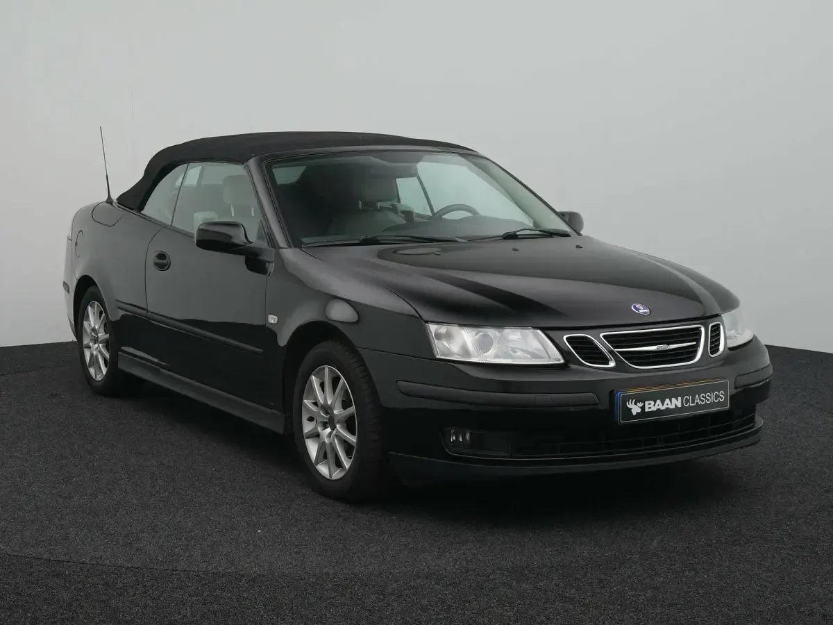 Usata Saab 9-3 175 CV (128 kW) 2005 Nero Cabrio