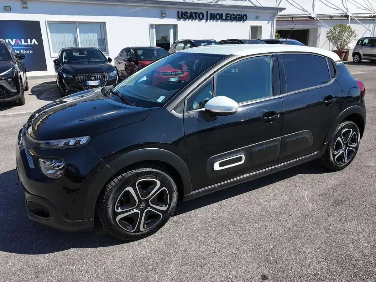 Usata Citroën C3 Shine 110 CV (80 kW) 2022 Nero Utilitaria