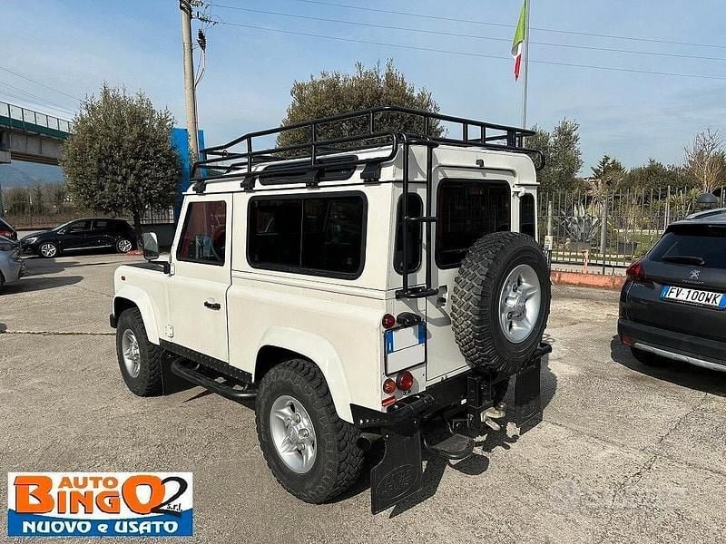 Usata Land Rover Defender 122 CV (89 kW) 2007 Bianco SUV