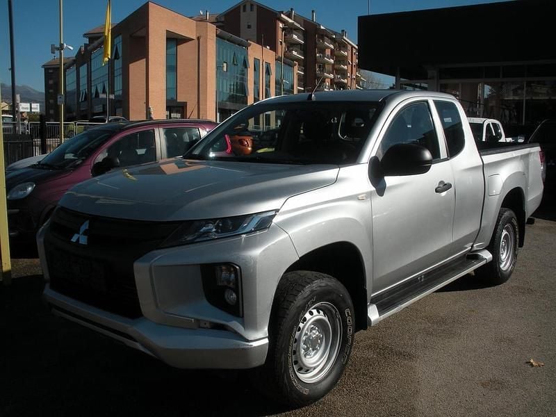 Grigio Usata 2022 Mitsubishi L200 Inform Pick-up | 23.500 € (Super prezzo) - Immagine 1/4