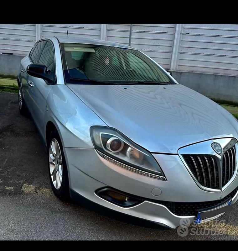 Usata Lancia Delta 163 CV (119 kW) 2010 Grigio Utilitaria