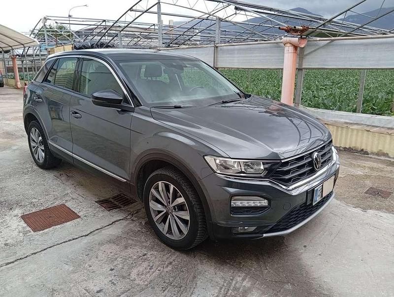 Usata VW T-Roc Style 110 CV (80 kW) 2021 Grigio SUV