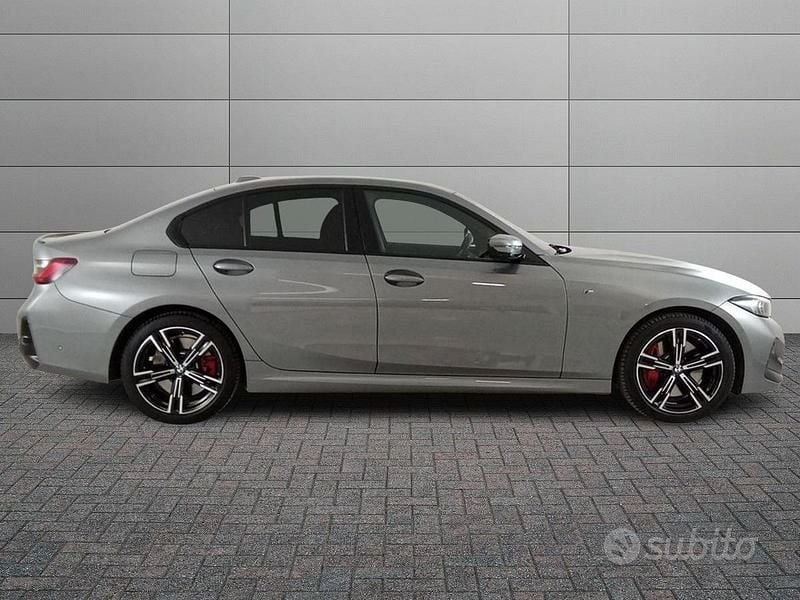 Usata BMW 320 Efficient Dynamics 190 CV (139 kW) 2023 Grigio Berlina