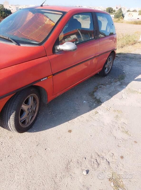 Usata Lancia Ypsilon 1998 Rosso Utilitaria