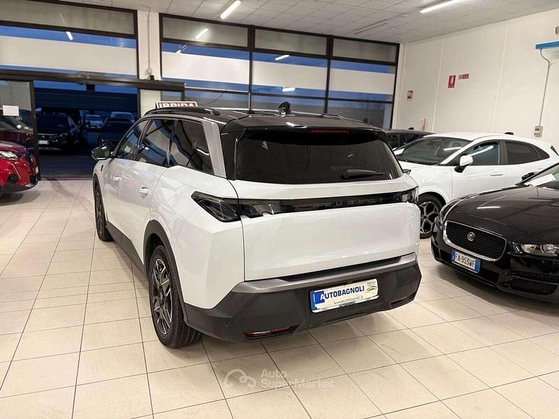 Usata Peugeot 5008 GT 136 CV (100 kW) 2025 Bianco SUV