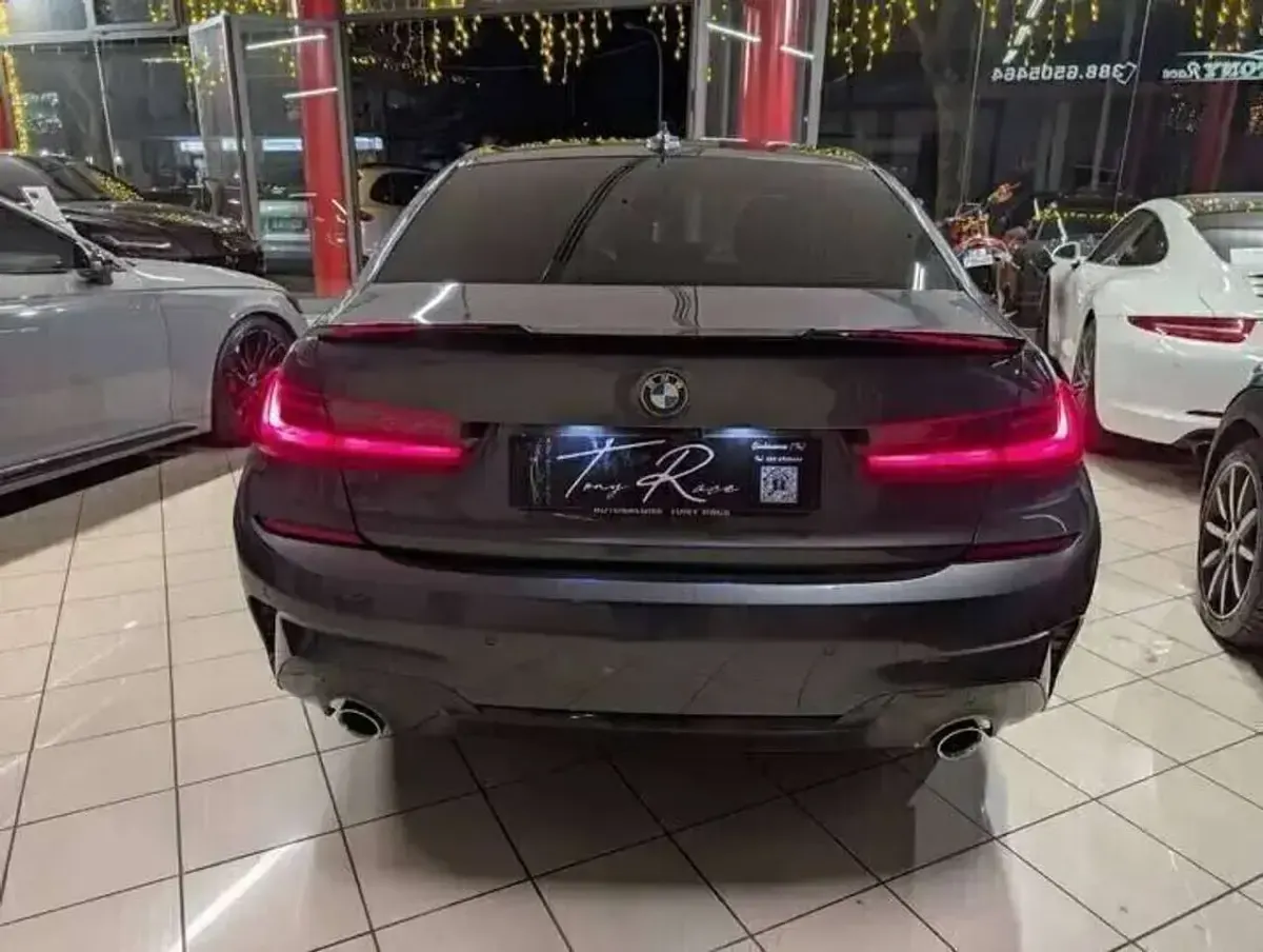 Usata BMW 320 M Sport 190 CV (139 kW) 2022 Grigio Berlina