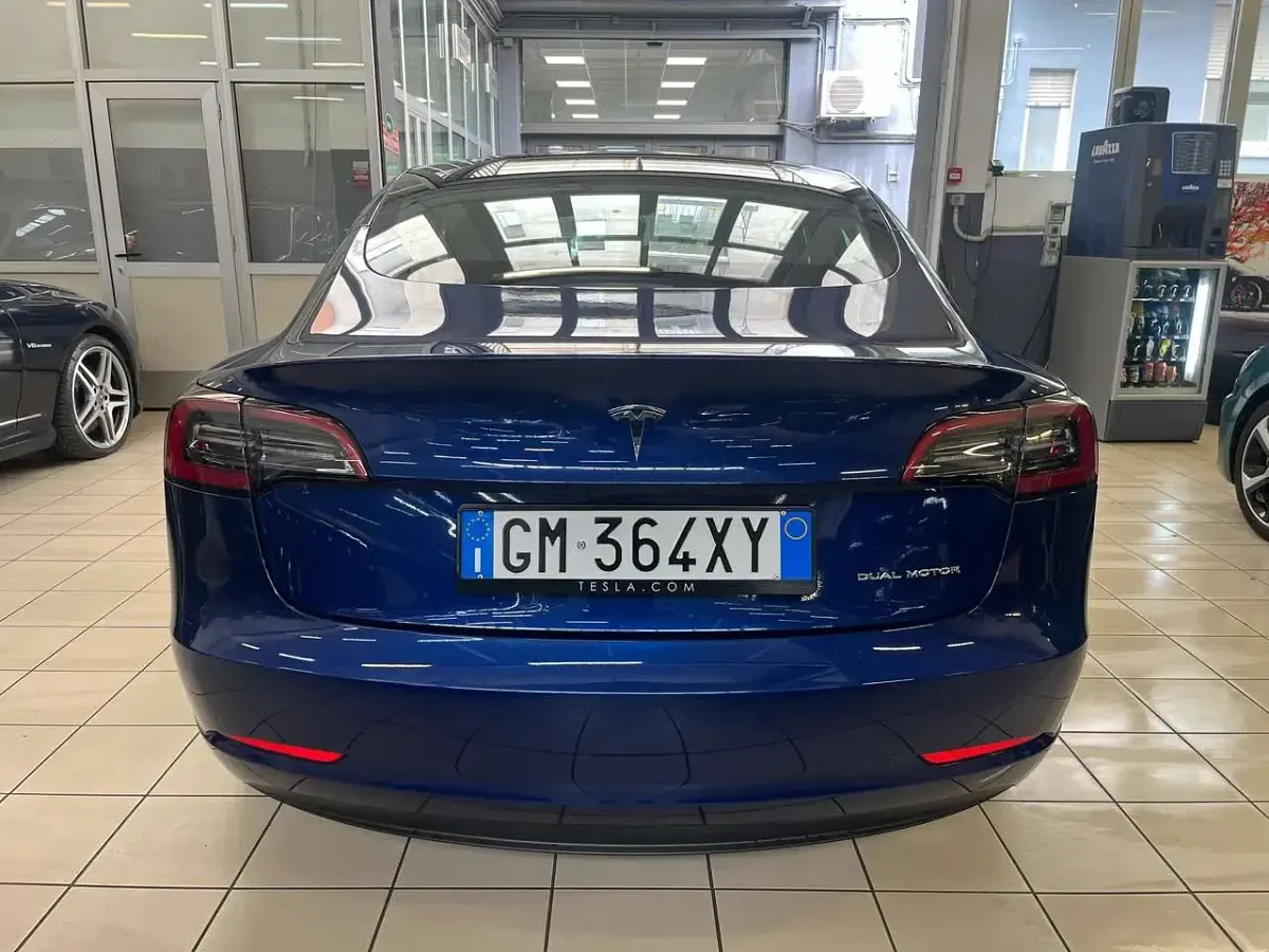 Brugt Tesla Model 3 Performance 155 kW (211 HK) 2023 Blå Sedan