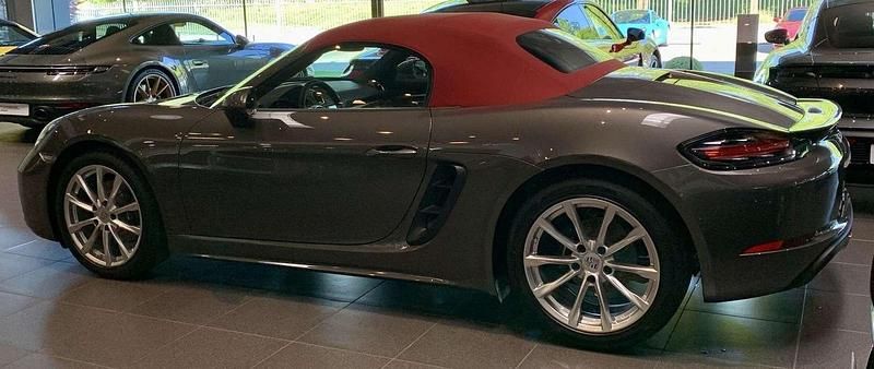 Usata Porsche 718 299 CV (219 kW) 2022 Grigio Cabrio