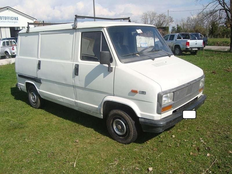 Usata Fiat Ducato 72 CV (52 kW) 1985 Bianco Furgone