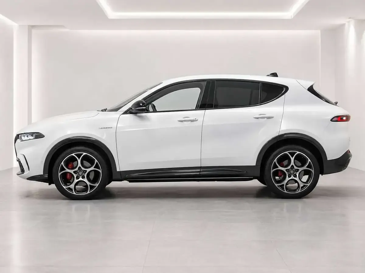 Nuova Alfa Romeo Tonale Edizione Speciale 160 CV (117 kW) 2025 Bianco SUV