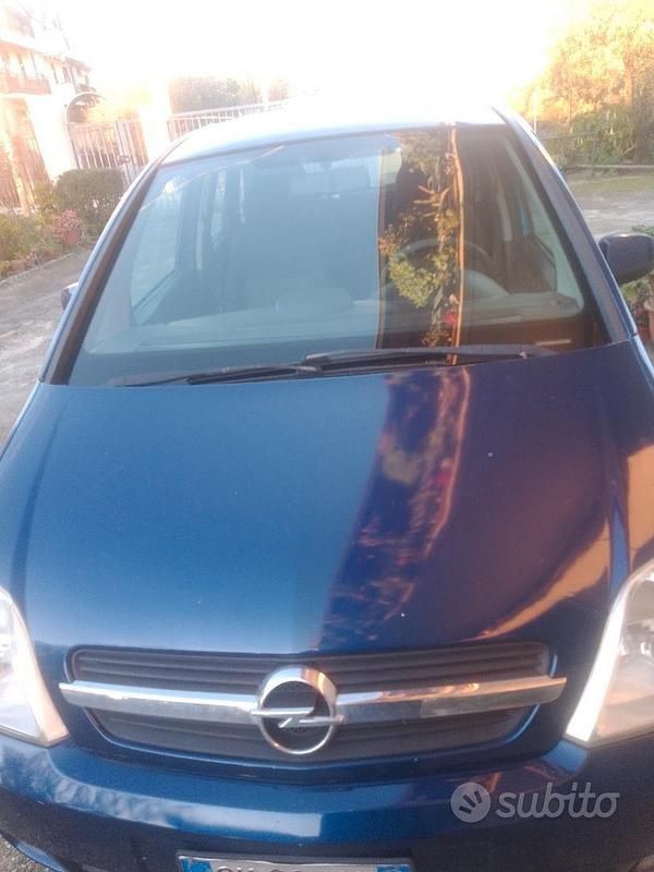 Usata Opel Meriva 101 CV (74 kW) 2004 Blu Monovolume