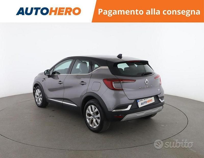 Usata Renault Captur Intens 143 CV (105 kW) 2020 Grigio SUV