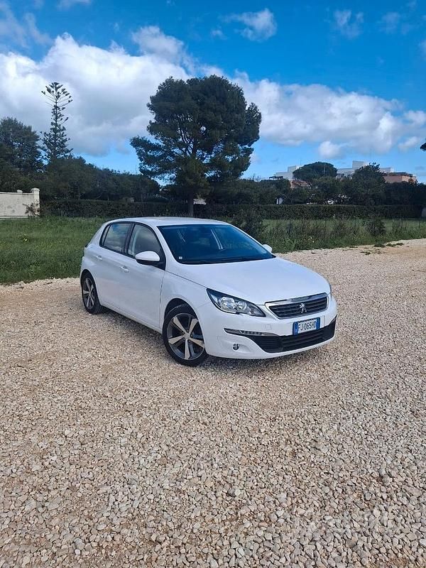 Usata Peugeot 308 Allure 131 CV (96 kW) 2017 Bianco Berlina