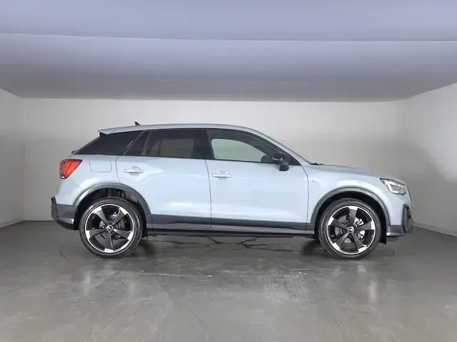 Nuova Audi Q2 Ambiente 150 CV (110 kW) 2026 Grigio freccia perla SUV