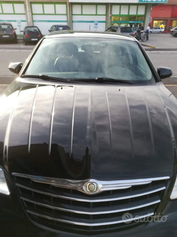 Nero Usata 2010 Chrysler Sebring Tre volumi | 6950 € - Immagine 1/4