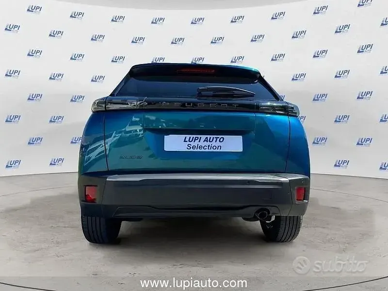 Usata Peugeot 2008 Allure 102 CV (75 kW) 2025 Blu SUV