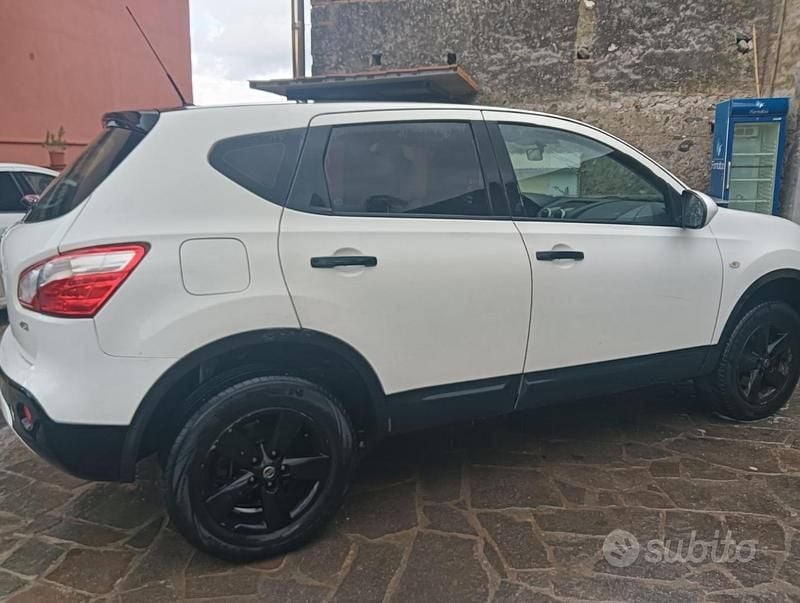 Usata Nissan Qashqai 2011 Bianco SUV