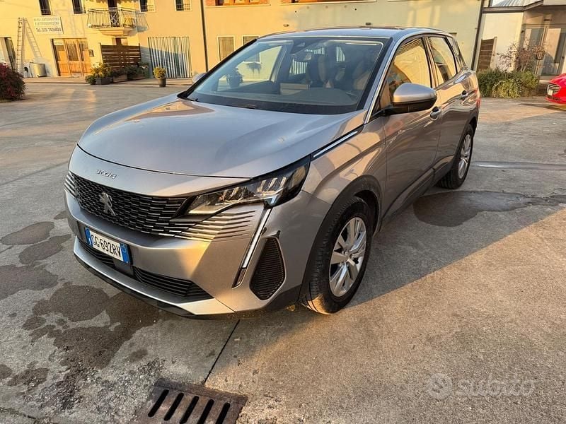 Usata Peugeot 3008 Active 130 CV (95 kW) 2022 Grigio SUV