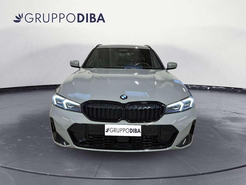 Usata BMW 320 M Sport 190 CV (139 kW) 2025 Grigio Station wagon