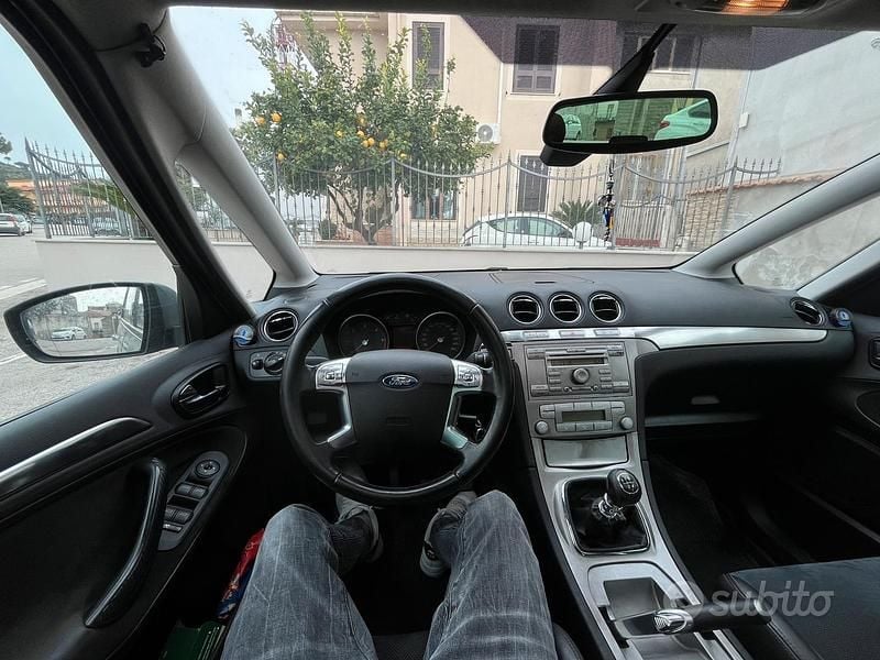 Usata Ford S-MAX S 140 CV (102 kW) 2006 Grigio Monovolume