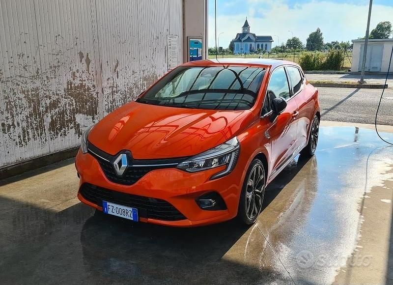Usata 2019 Renault Clio IV Edition One Tre volumi | 7500 € (Super prezzo) - Immagine 1/4