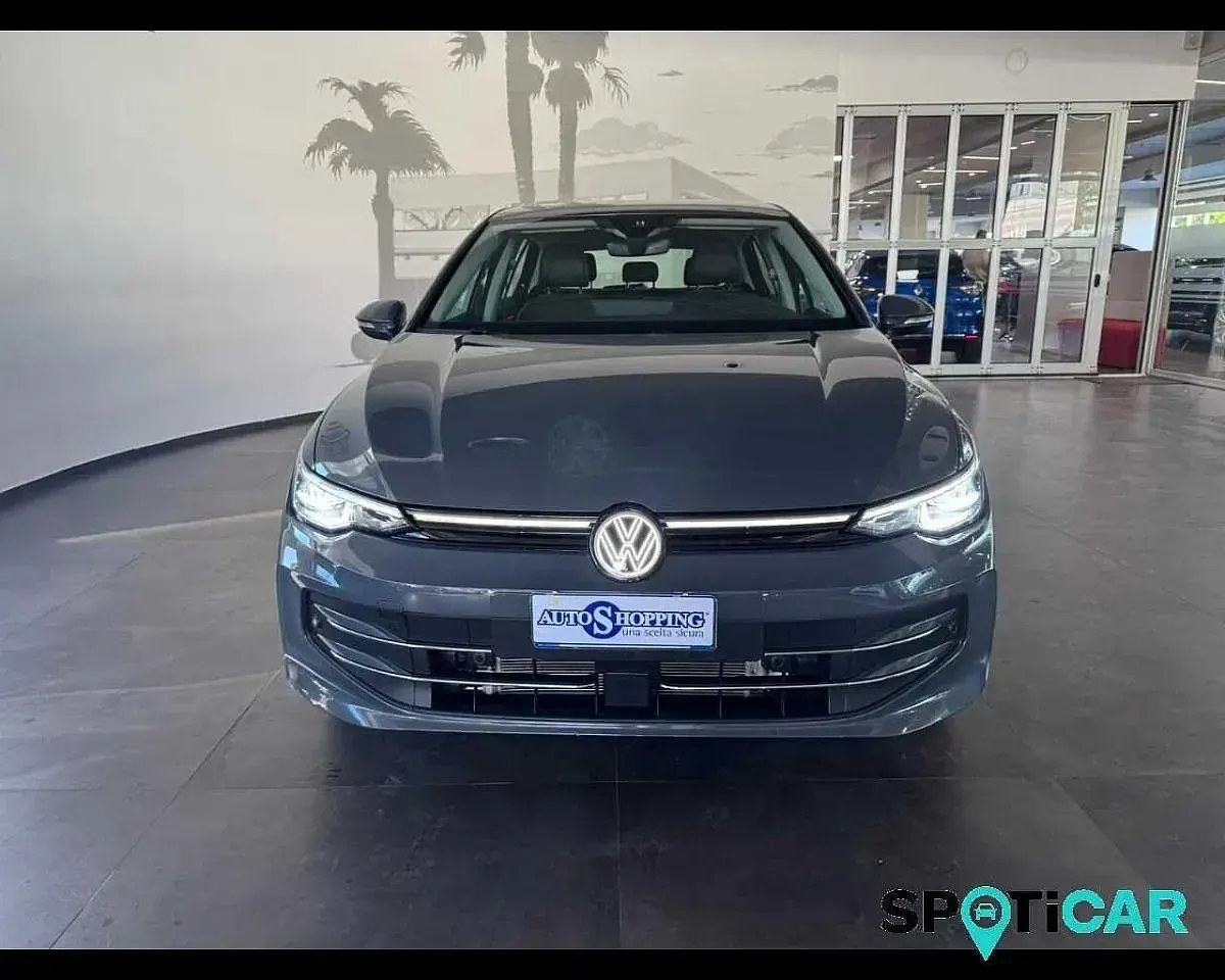 Usata VW Golf VIII Style 150 CV (110 kW) 2025 Grigio Berlina