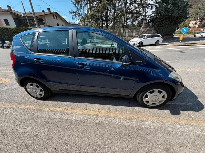 Usata Mercedes A160 2009 Blu Utilitaria