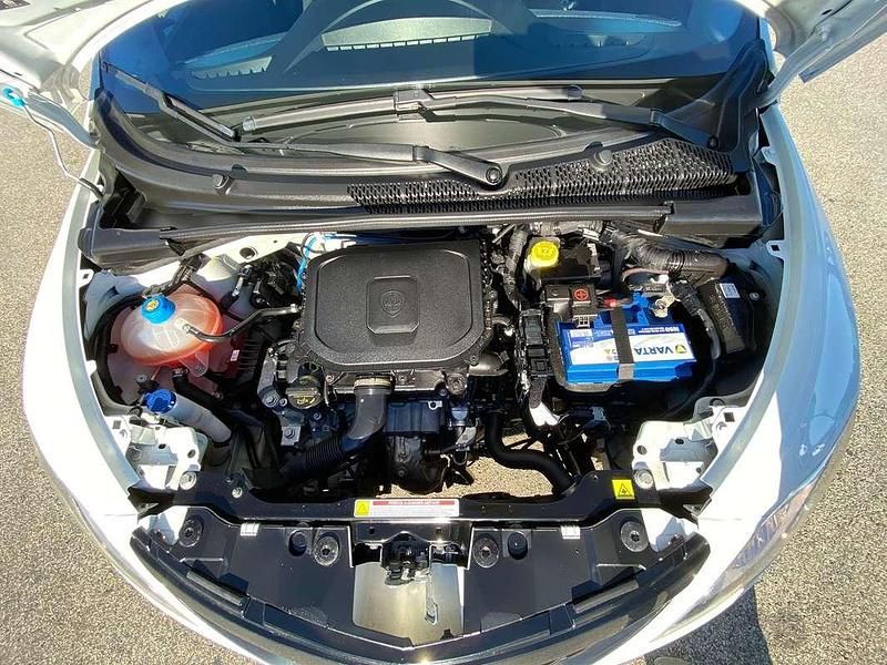 Usata Lancia Ypsilon Gold 69 CV (50 kW) 2023 Bianco Utilitaria