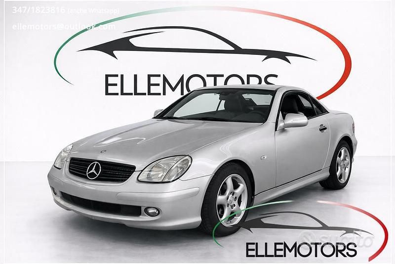 Usata Mercedes SLK230 AMG 230 CV (169 kW) 1998 Argento Cabrio