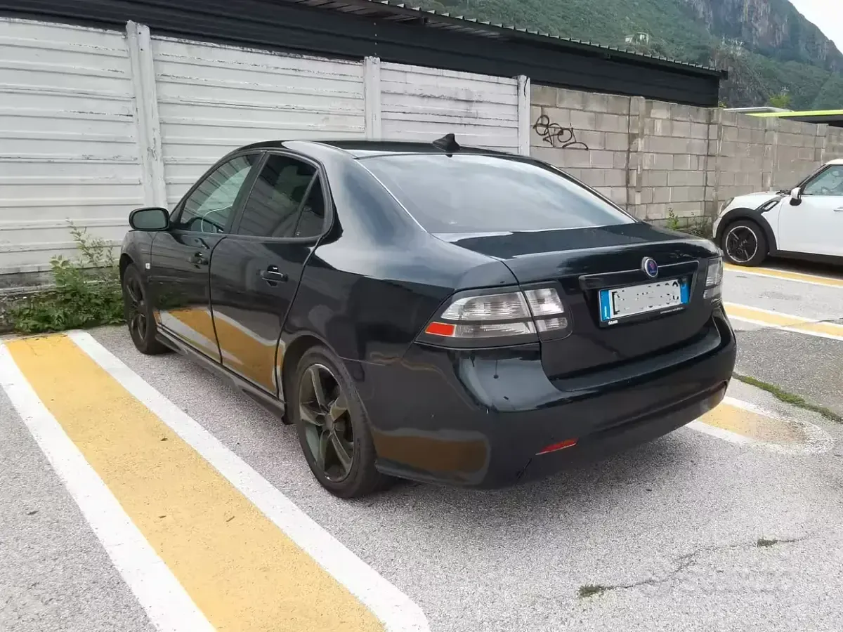 Usata Saab 9-3 120 CV (88 kW) 2008 Nero Berlina