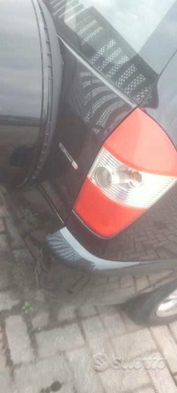 Usata DR DR5 126 CV (92 kW) 2011 Nero SUV