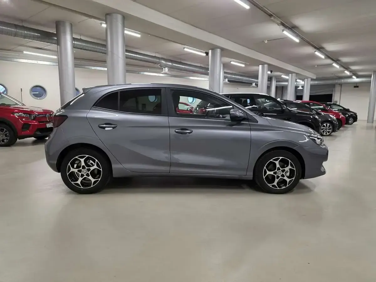 Nuova MG MG3 Luxury 194 CV (142 kW) 2025 Giallo Utilitaria
