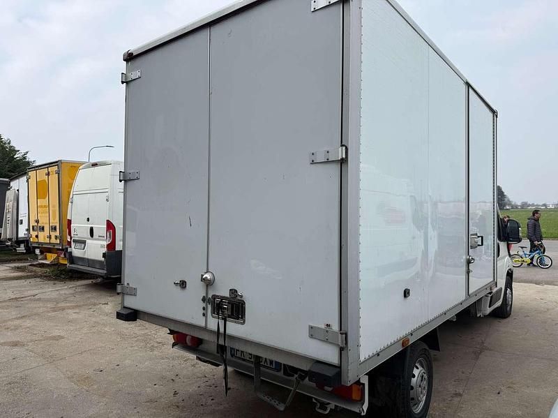 Usata Citroën Jumper 163 CV (119 kW) 2019 Bianco Monovolume