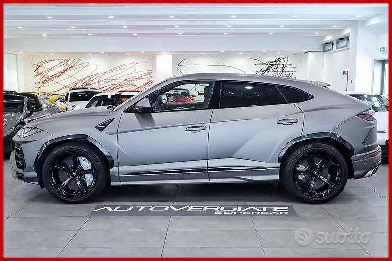 Usata Lamborghini Urus 666 CV (489 kW) 2020 Grigio SUV