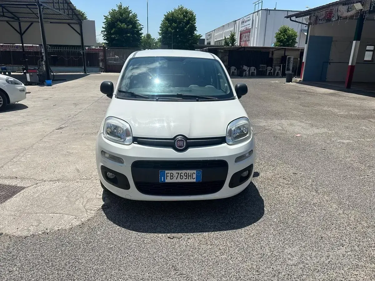 Usata Fiat Panda Easy 75 CV (55 kW) 2015 Utilitaria