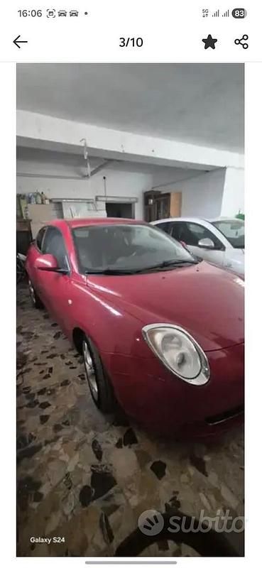 Rosso Usata 2010 Alfa Romeo MiTo Distinctive Utilitaria | 3800 € (Buon prezzo) - Immagine 1/4