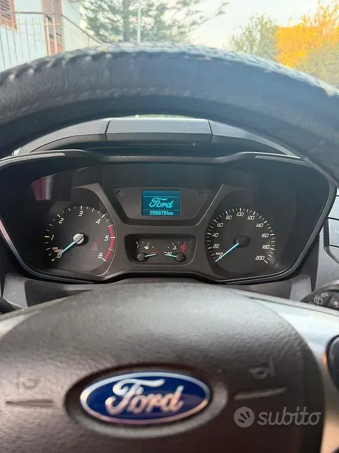 Usata Ford Tourneo 155 CV (114 kW) 2014 Monovolume