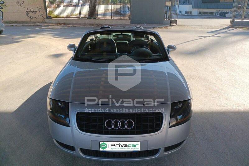 Usato 2005 Audi TT Roadster 1.8 Benzin 179 CV (8.990 €)