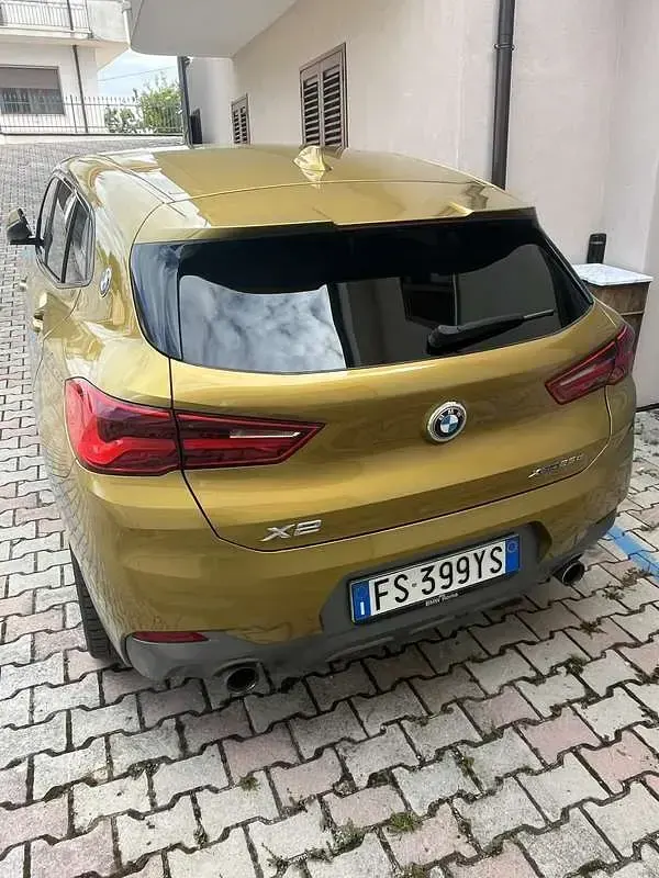 Usata BMW X2 M Sport 231 CV (169 kW) 2018 Giallo SUV