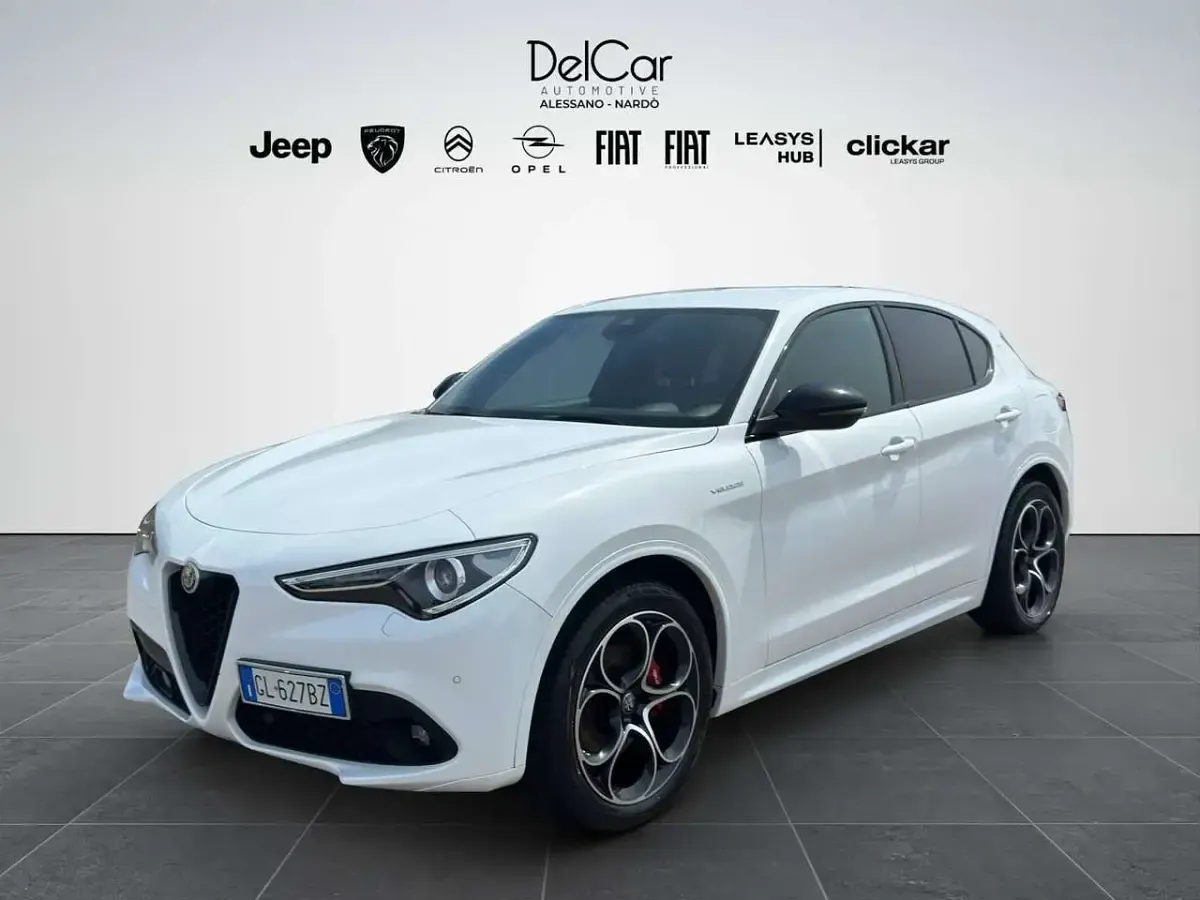 Usata Alfa Romeo Stelvio Veloce 209 CV (153 kW) 2022 Bianco SUV