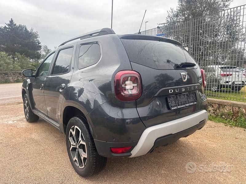 Usata Dacia Duster Prestige 115 CV (84 kW) 2020 Grigio Station wagon
