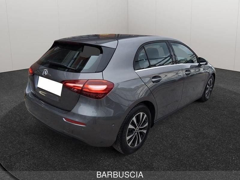 Usata Mercedes A180 Advanced 116 CV (85 kW) 2025 Grigio Berlina